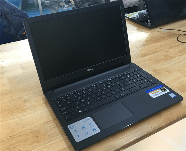 DELL INSPIRON 3567 (I5- 7200U/RAM 8GB/SSD 240GB/VGA-AMD) - CUONG