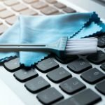 3 Bước vệ sinh bàn phím laptop sạch bụi bẩn chống liệt phím Keycaps cach-ve-sinh-ban-phim-laptop-02